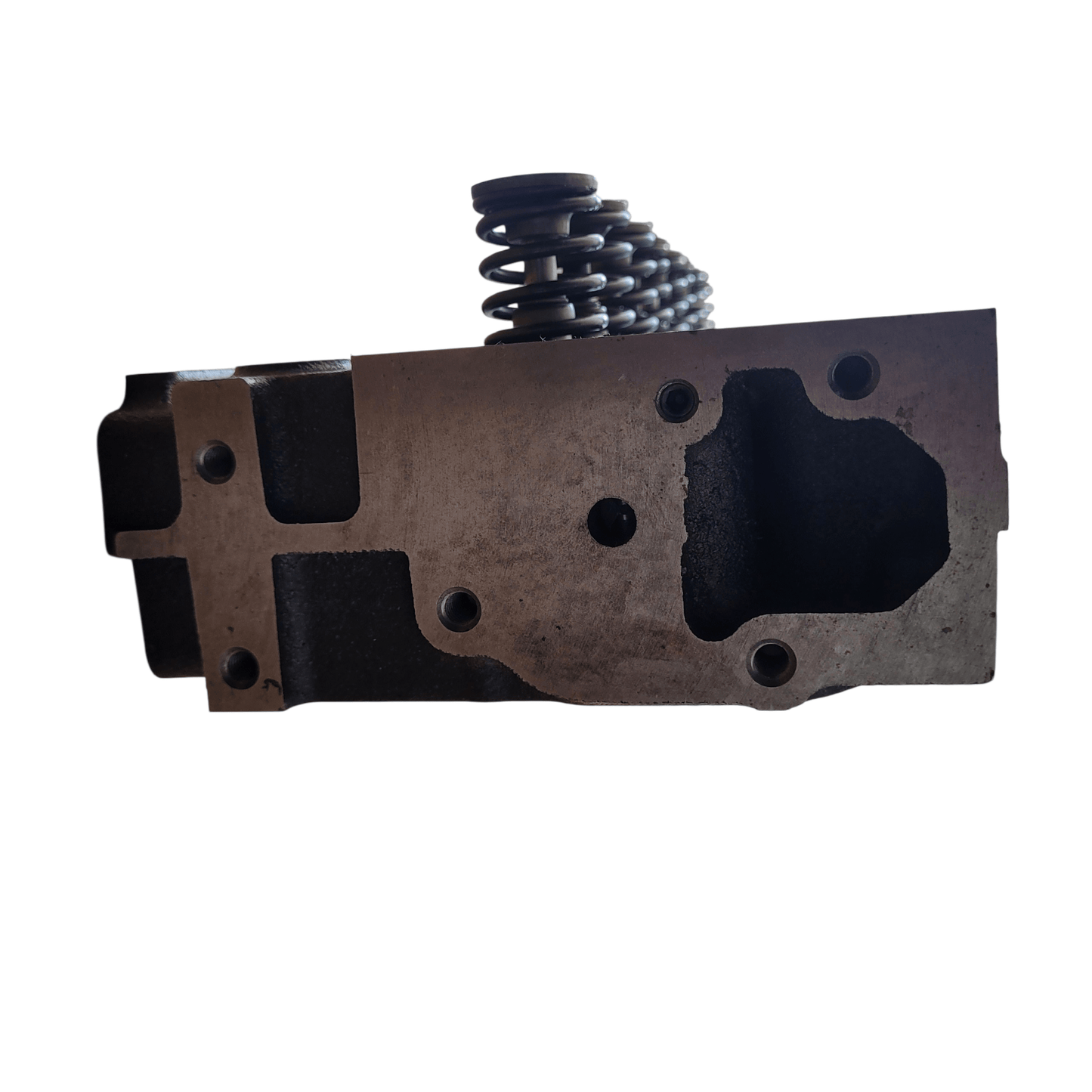 Doosan Yanmar Cylinder Head complete with valves and springs for 4D94E